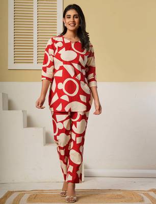 Red floral printed cotton co-ord set with straight pant for women 3