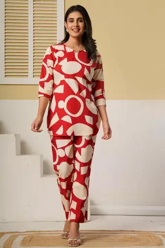 Red floral printed cotton co-ord set with straight pant for women