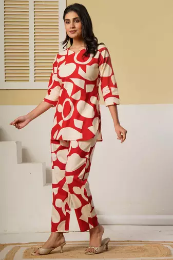 Red floral printed cotton co-ord set with straight pant for women