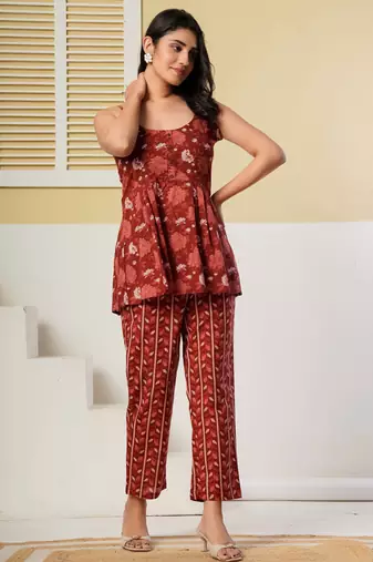 Red floral printed cotton co-ord set with straight pant for women
