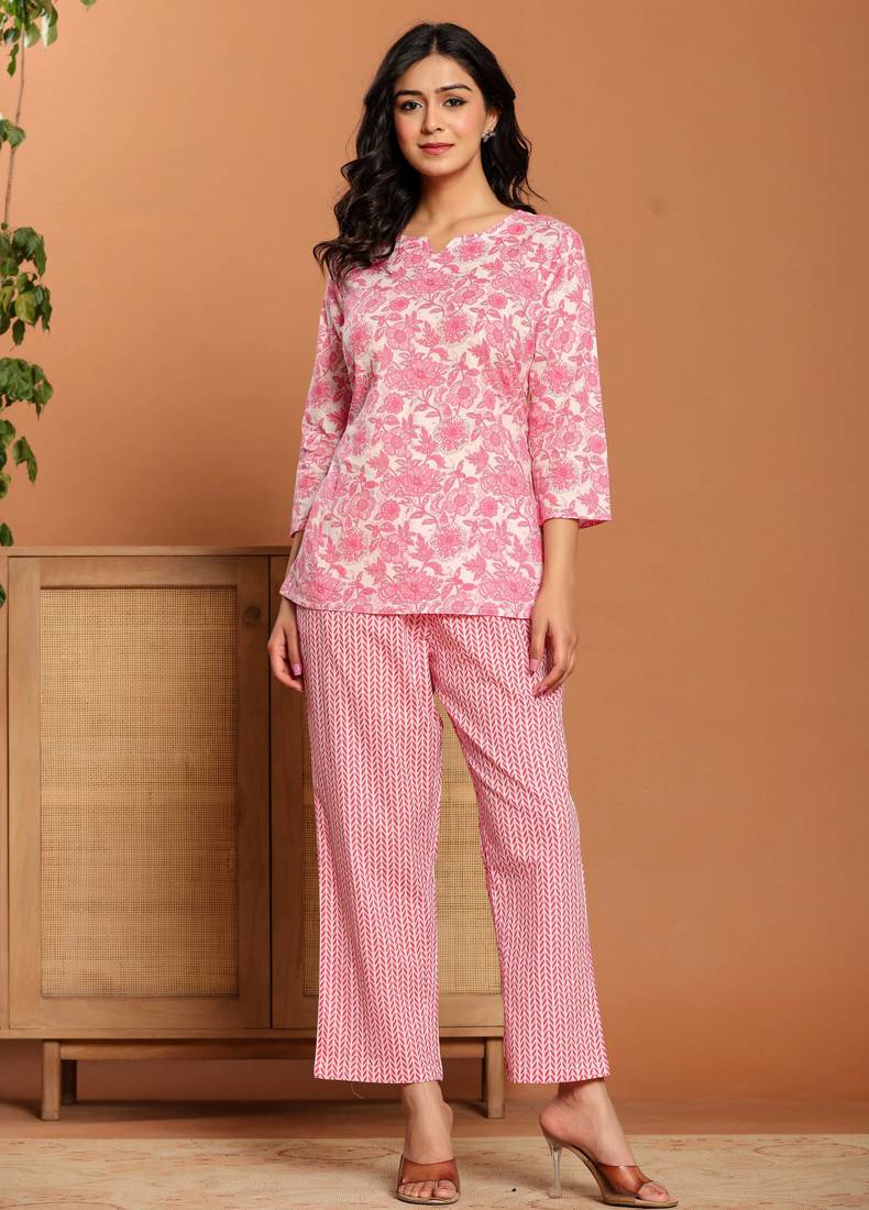 Pink floral printed cotton co-ord set with straight pant for women