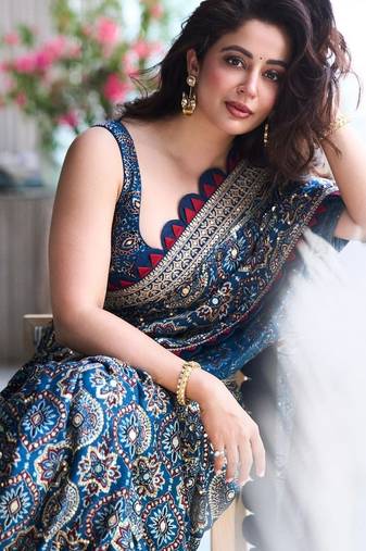Royal blue digital print crepe silk saree with mirror work blouse