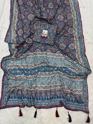 Royal blue digital print crepe silk saree with mirror work blouse 4