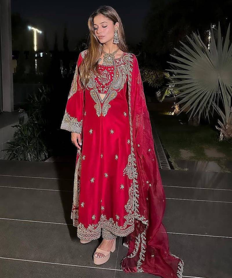 Red colour premium chinon embroidered kurti pant set with dupatta