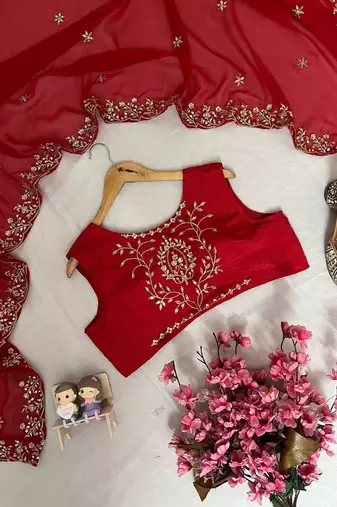Red premium chinon embroidered kurti pant set with dupatta