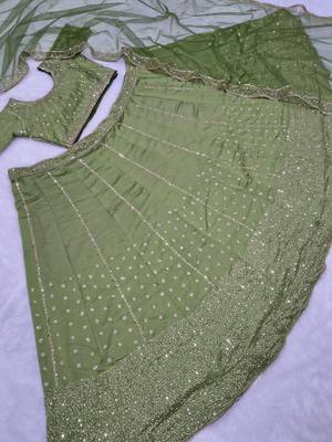 Green sequin wedding Lehenga choli with dupatta 4