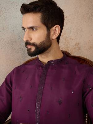 Men purple silk blend embroidered straight kurta 2