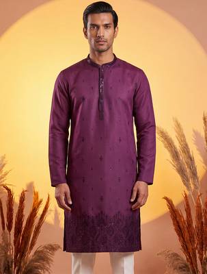 Men purple silk blend embroidered straight kurta 5