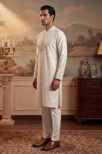 Men off white silk blend embroidered straight kurta