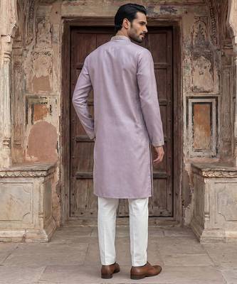 Men lavender silk blend embroidered straight kurta 4