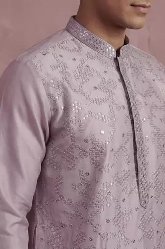Men lavender silk blend embroidered straight kurta