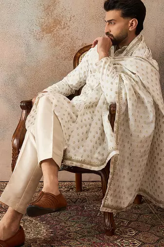 Men white jacquard woven design floral straight kurta with dupatta