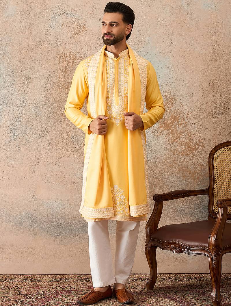 Men yellow silk blend woven design floral straight kurta with dupatta