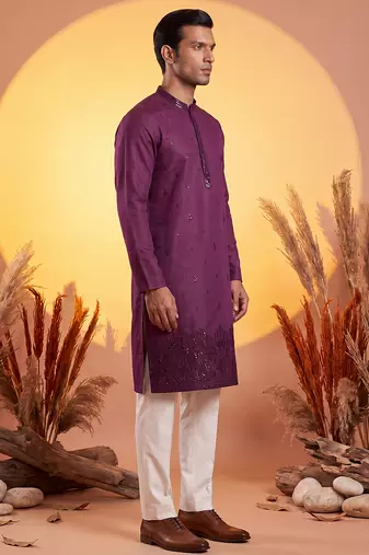 Men purple silk blend embroidered straight kurta sets