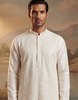 Men off white silk blend embroidered straight kurta sets 2