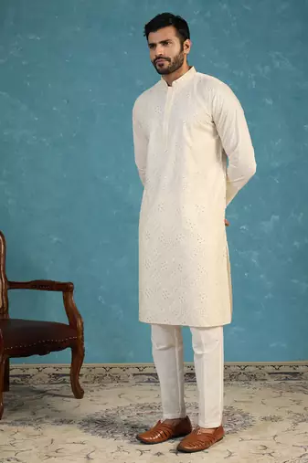 Men off white silk blend embroidered straight kurta sets