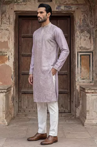 Men lavender silk blend embroidered straight kurta sets