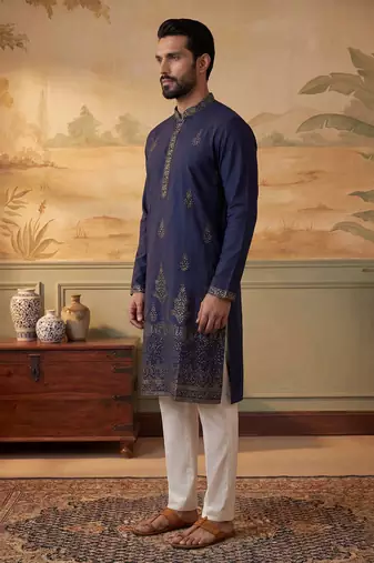 Men blue silk blend embroidered straight kurta sets
