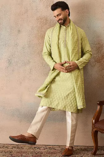 Men green chanderi silk woven design floral straight kurta sets
