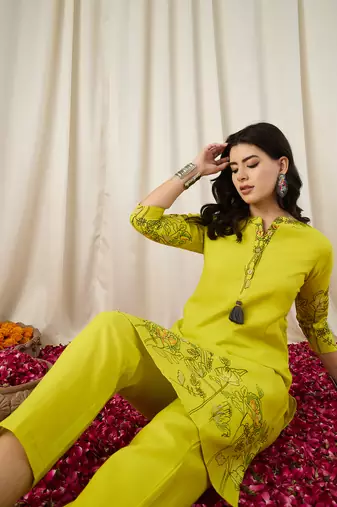 Women's Gorgeous Printed Work Cotton Fabric Straight Kurta Pant Set