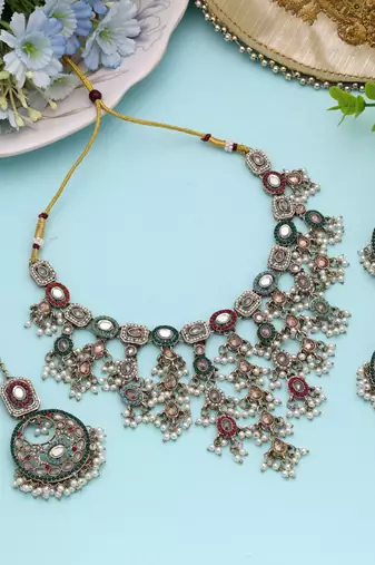 Multi color kundan necklace set