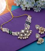 White color choker kundan necklace set