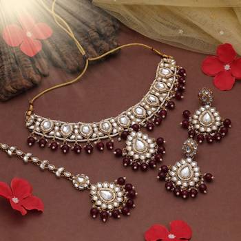 Maroon color kundan necklace set 2