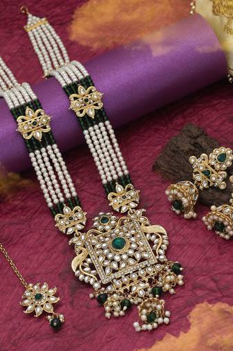 Green color long kundan necklace set