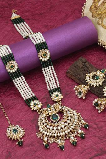 Green color long kundan necklace set