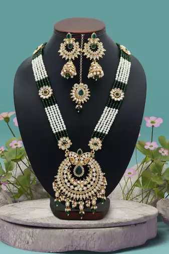 Green color long kundan necklace set