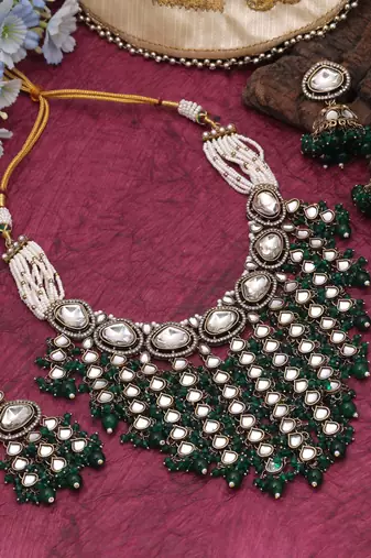Green color kundan necklace set