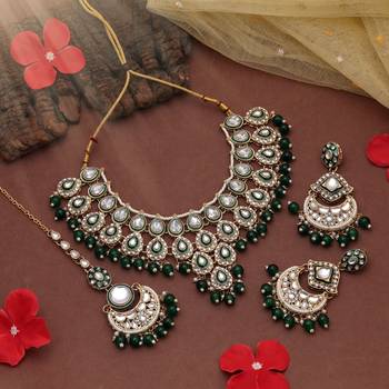 Green color kundan necklace set 1