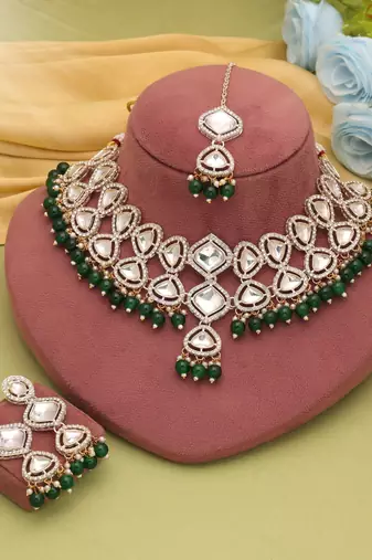 Green color kundan necklace set