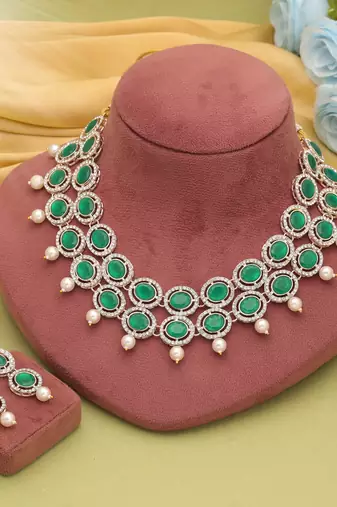 Green color kundan necklace set