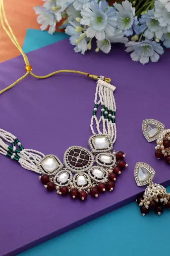 Maroon color choker kundan necklace set