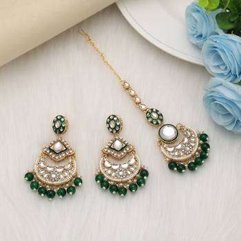 Green color kundan earrings tikka set 1