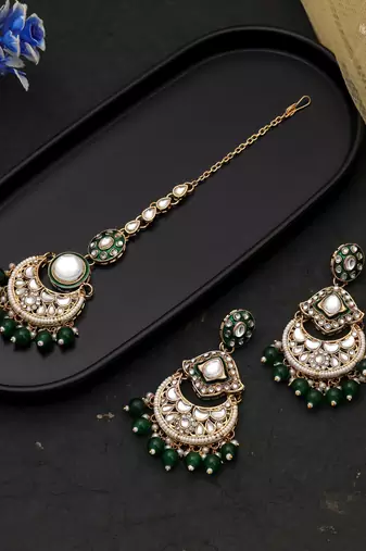 Green color kundan earrings tikka set