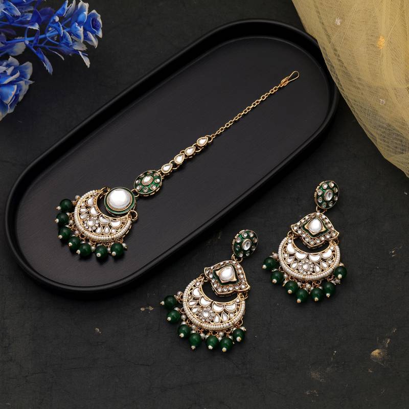 Green color kundan earrings tikka set