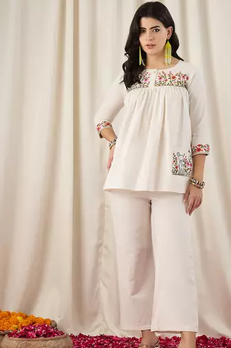 Women's Gorgeous Thread Work Cotton Fabric Straight Kurta Pant Set