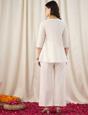 Women's Gorgeous Thread Work Cotton Fabric Straight Kurta Pant Set 3