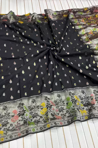 Black Color Georgette Saree With Blouse