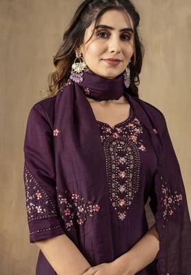 Wine embroidered roman silk straight kurti pant dupatta set 2