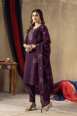 Wine embroidered roman silk straight kurti pant dupatta set 4