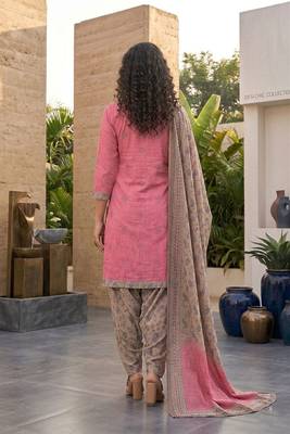 Peach printed cotton blend stitched geometric print salwar kurta dupatta for women 3