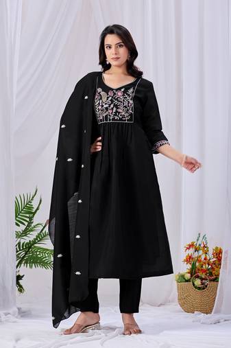 Black embroidered mul cotton kurta pant dupatta set | handwork & floral embroidery
