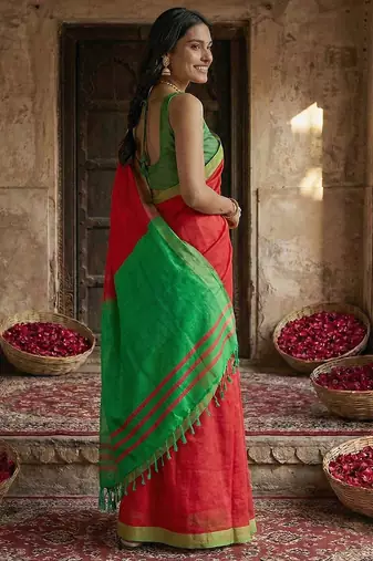 Pink colour handloom cotton saree with contrast border & tassels