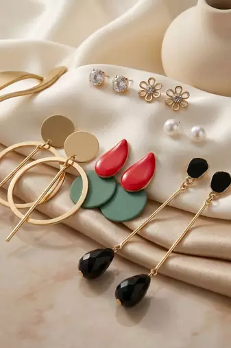 Wo  Set of 6 Gold-Plated Pear-Beaded Fashion Earrings
