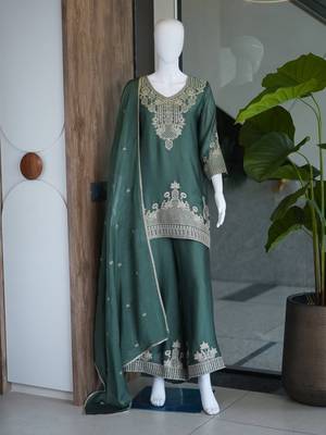 Bottlegreen silk embroidered kurta with palazzo and dupatta set 4