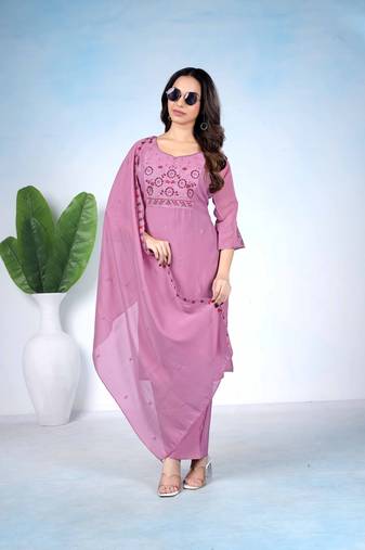 Pink embroidered mulmul kurta pant set with dupatta