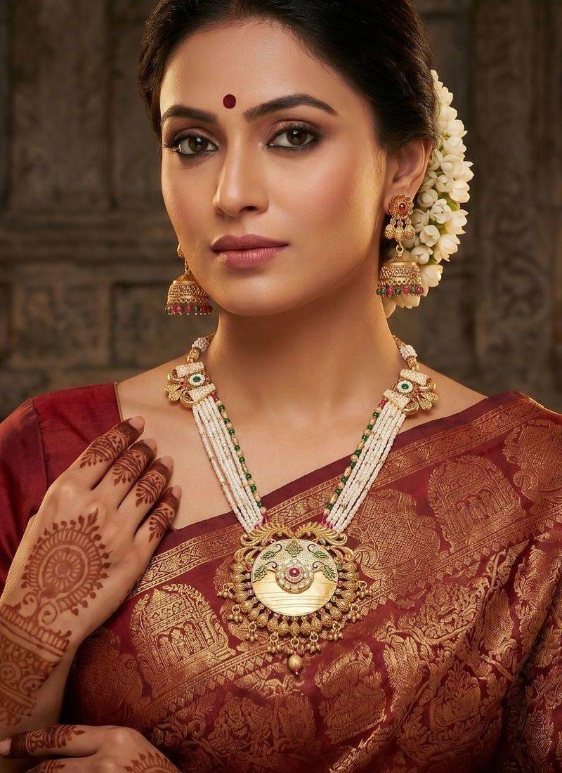   Temple jewellery matte finish necklace sets for wo 